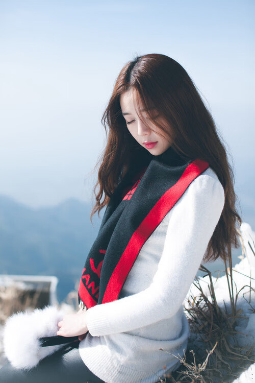 “东部决赛激战正酣,谁将夺冠之路?`,东部决赛是哪两队